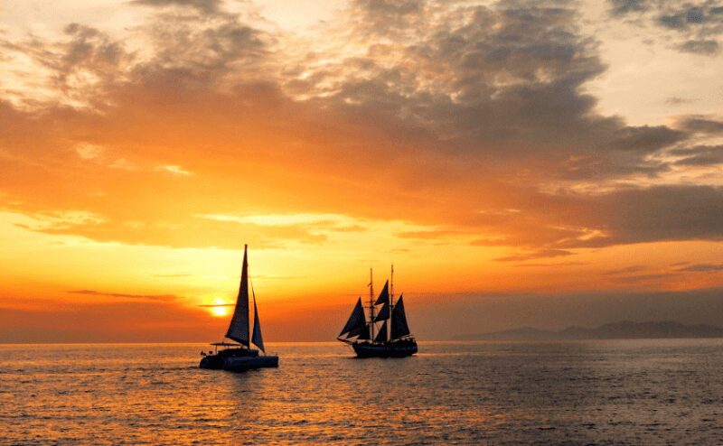 sunset boat cruise santorini